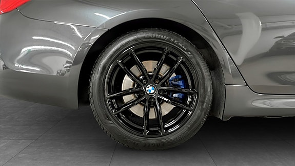 BMW 530i 9 of 12