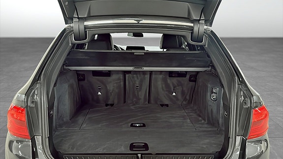 BMW 530i 10 of 12