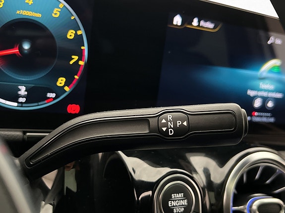 Mercedes-Benz GLA35 21 of 30