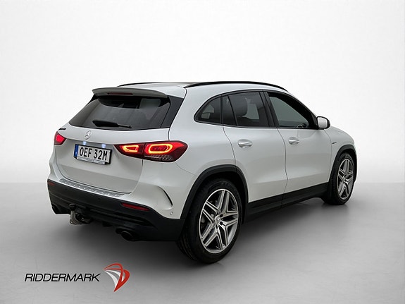 Mercedes-Benz GLA35 8 of 30