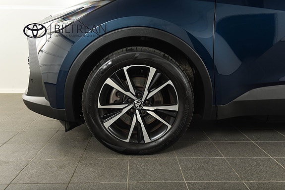 Toyota C-HR 15 of 15