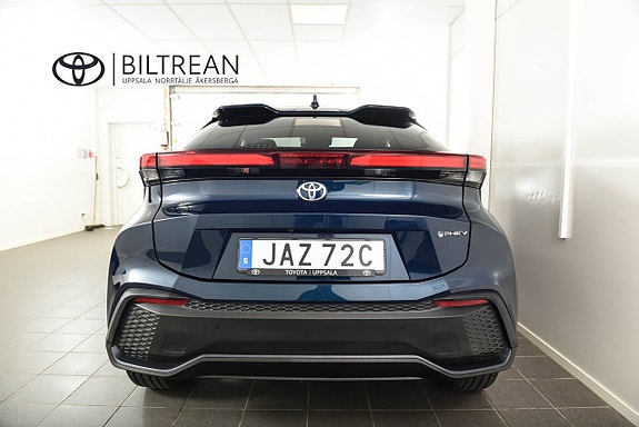 Toyota C-HR 4 of 15