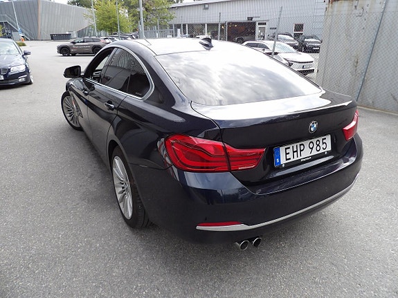 BMW 430i 3 of 10