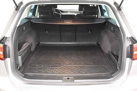 Volkswagen Passat 18 of 18