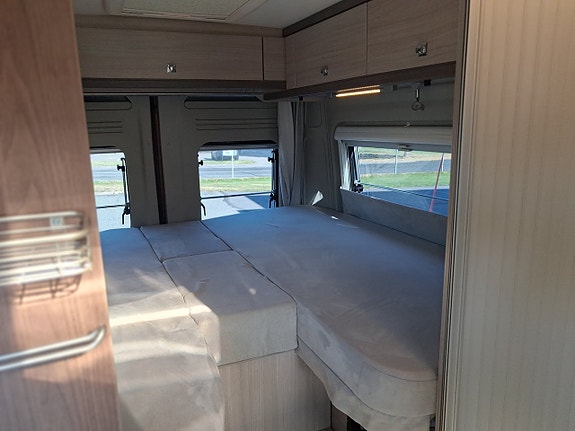 Pössl Roadcar 600L/Långbädd Under 6m/Solceller/Dragkrok/Plåtis 19 of 23