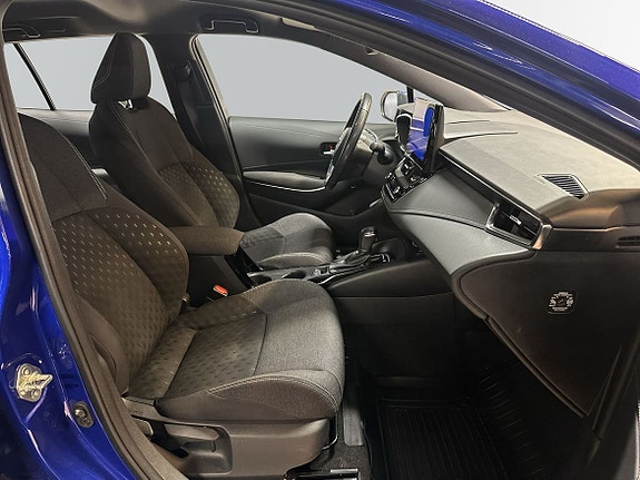 Toyota Corolla 7 of 13