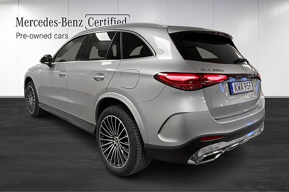 Mercedes-Benz GLC300 e 4 of 18