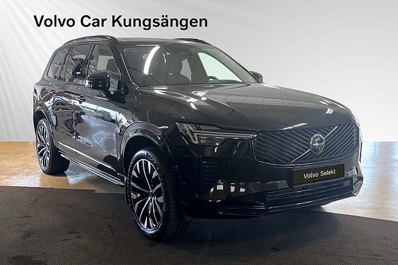 Volvo XC90 6 of 26