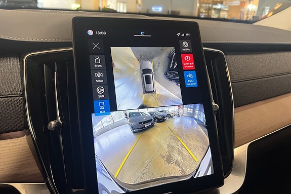 Volvo XC90 19 of 26