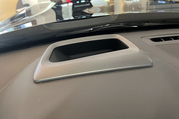 Volvo XC90 26 of 26