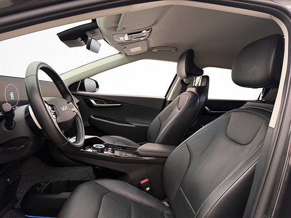 Kia EV6 12 of 30