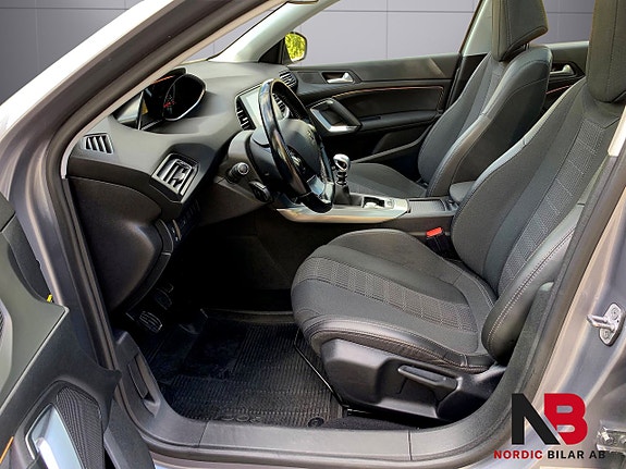 Peugeot 308 11 of 21