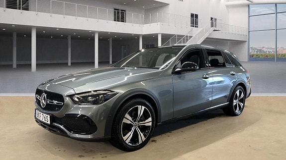 Mercedes-Benz C220 d 2 of 2