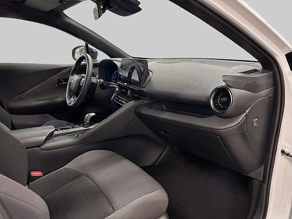 Toyota C-HR 10 of 20