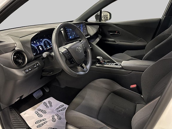 Toyota C-HR 14 of 20