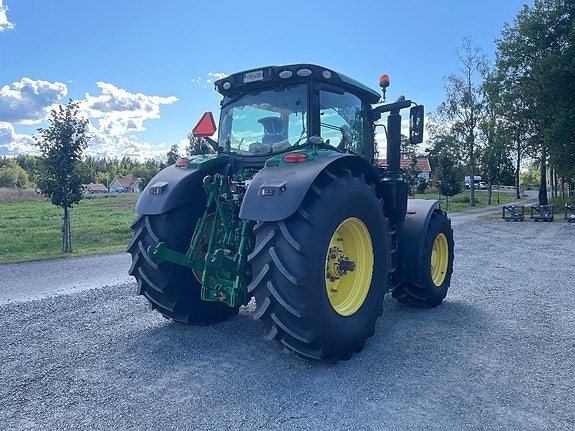 John Deere 6215R Ultimate Edition NYA DÄCK 4 of 9