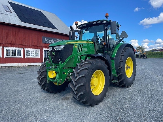John Deere 6215R Ultimate Edition NYA DÄCK 2 of 9