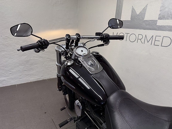 Harley-Davidson FatBob 96" 8 of 17