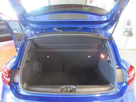 Mitsubishi Colt 7 of 7