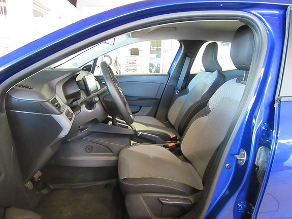Mitsubishi Colt 5 of 7