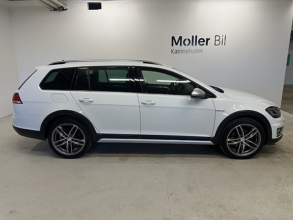 Volkswagen Golf I 2 of 13