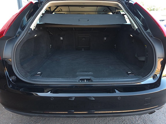 Volvo V90 13 of 13
