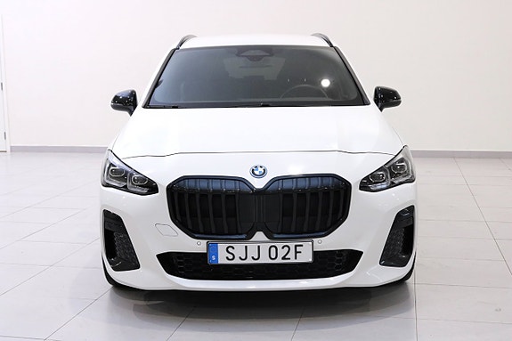 BMW 230e 8 of 30