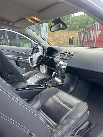 Volvo C30 2 of 5