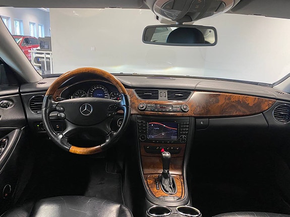 Mercedes-Benz CLS350 7 of 12