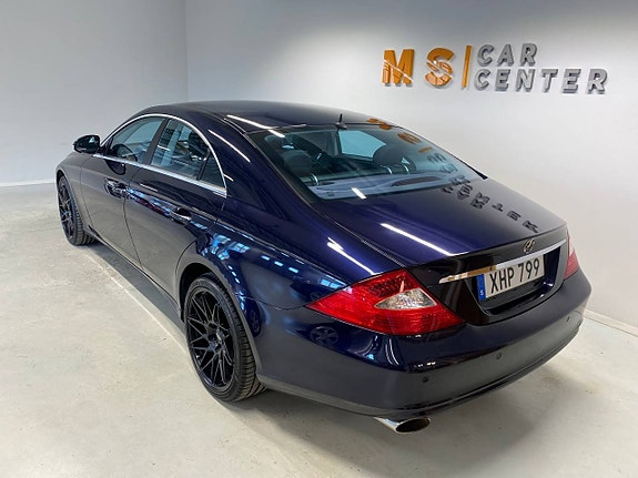 Mercedes-Benz CLS350 5 of 12
