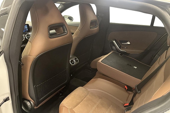 Mercedes-Benz CLA250 e 9 of 16
