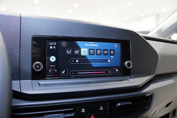 Volkswagen Caddy Maxi 18 of 24