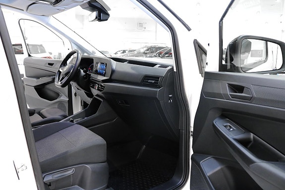 Volkswagen Caddy Maxi 13 of 24