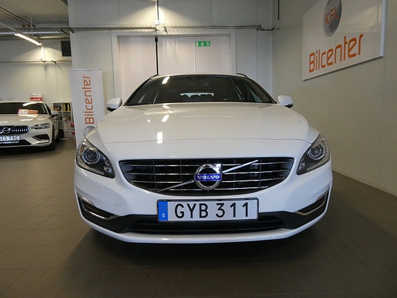 Volvo V60 12 of 23