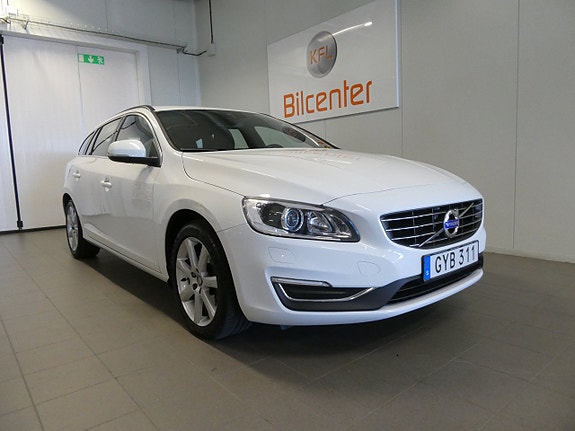 Volvo V60 4 of 23