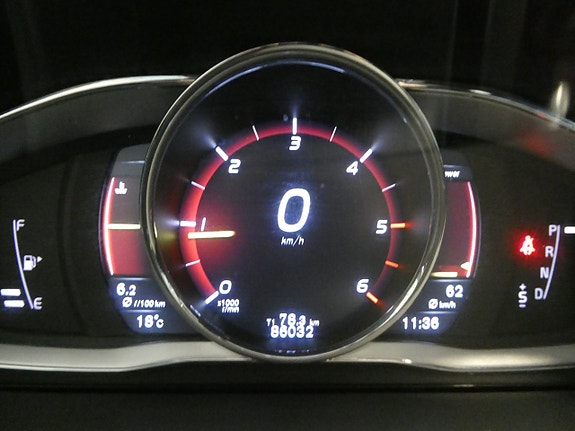 Volvo V60 18 of 23