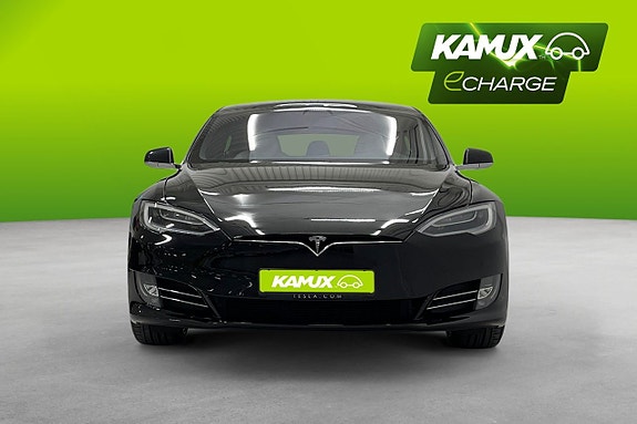 Tesla Model S 8 of 24
