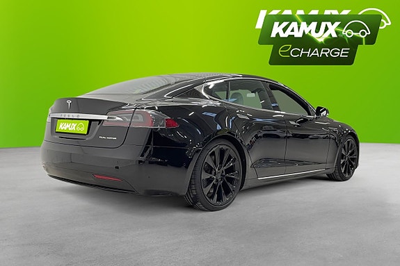 Tesla Model S 4 of 23