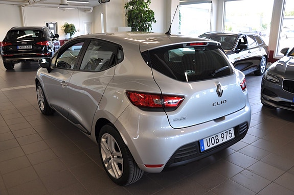 Renault Clio 7 of 14