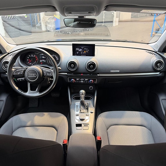Audi A3 9 of 11