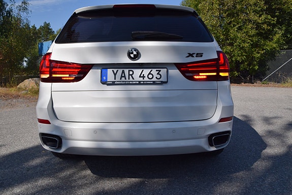 BMW X5 4 of 30