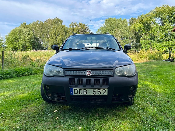 Fiat Strada 4 of 5