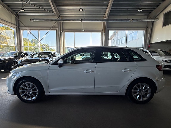 Audi A3 5 of 23