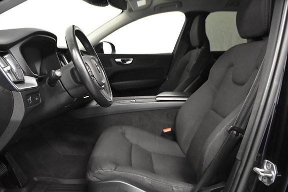 Volvo XC60 8 of 20