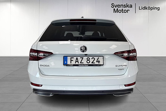 Skoda Superb 5 of 30