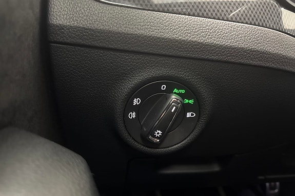 Skoda Superb 27 of 30