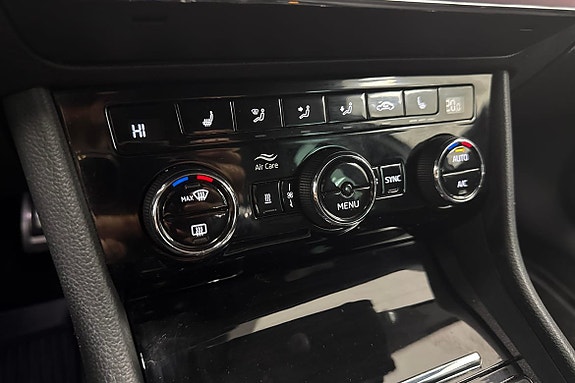 Skoda Superb 24 of 30