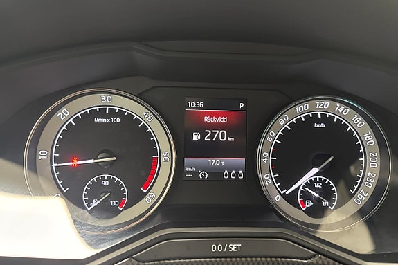 Skoda Superb 18 of 30