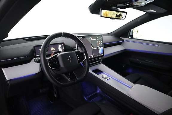 Polestar 4 11 of 26
