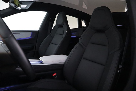 Polestar 4 13 of 26